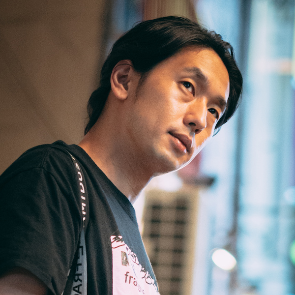 話している人物の写真:男性18